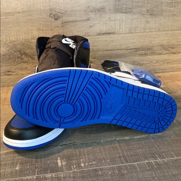 Air Jordan 1 Retro High OG -Black-white-Game Royal - Picture 6 of 6